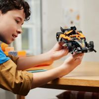 LEGO® Technic 42169 NEOM McLaren Formula E Race Car (2)
