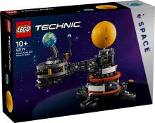 LEGO® Technic 42179 Planeta Země a Měsíc na oběžné dráze (4)