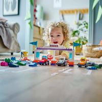LEGO® DUPLO® 10445 Závodní auta a řidiči týmu F1® (1)