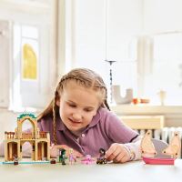 LEGO® Wicked 75681 Glinda, Elphaba a Nessarose na Shiz univerzitě (2)